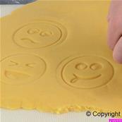 Tampons à biscuits smileys x4