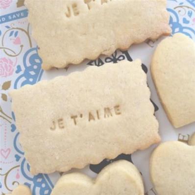 Tampon à messages sur biscuit Petit Beurre